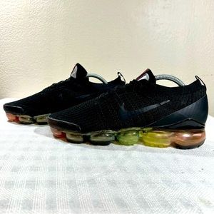 2018 Nike Air Vapormax Flyknit 3 Sz 9.5 AJ6900-005 VM FK-3 Black Rainbow Bubble